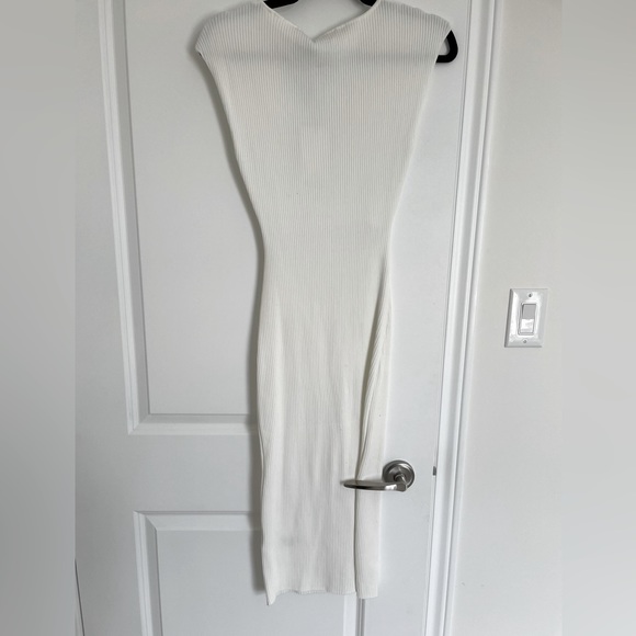 Aritzia Midi Cut-out Dress - Picture 8 of 9